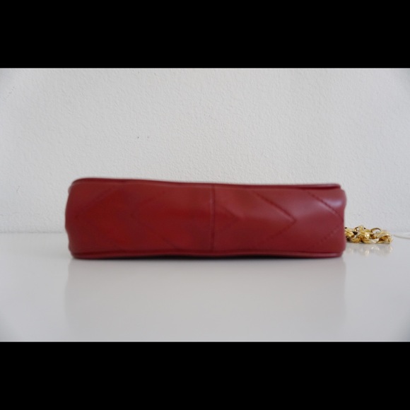 Vintage Chevron Lambskin Gripoix Mini - Picture 7 of 7